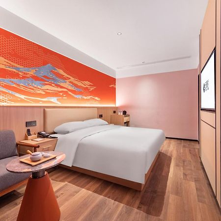 Yunju Hotel Beijing Yonghe Palace Guijie Siheyuan Екстериор снимка