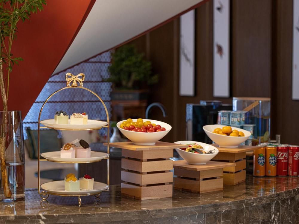 Yunju Hotel Beijing Yonghe Palace Guijie Siheyuan Екстериор снимка