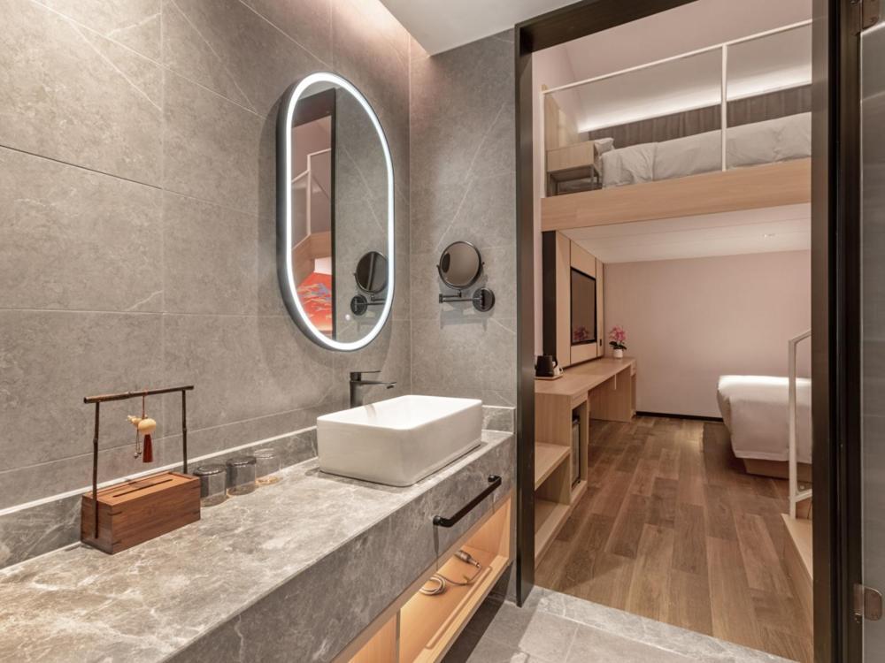 Yunju Hotel Beijing Yonghe Palace Guijie Siheyuan Екстериор снимка
